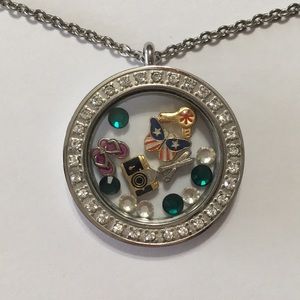 Origami Owl necklace